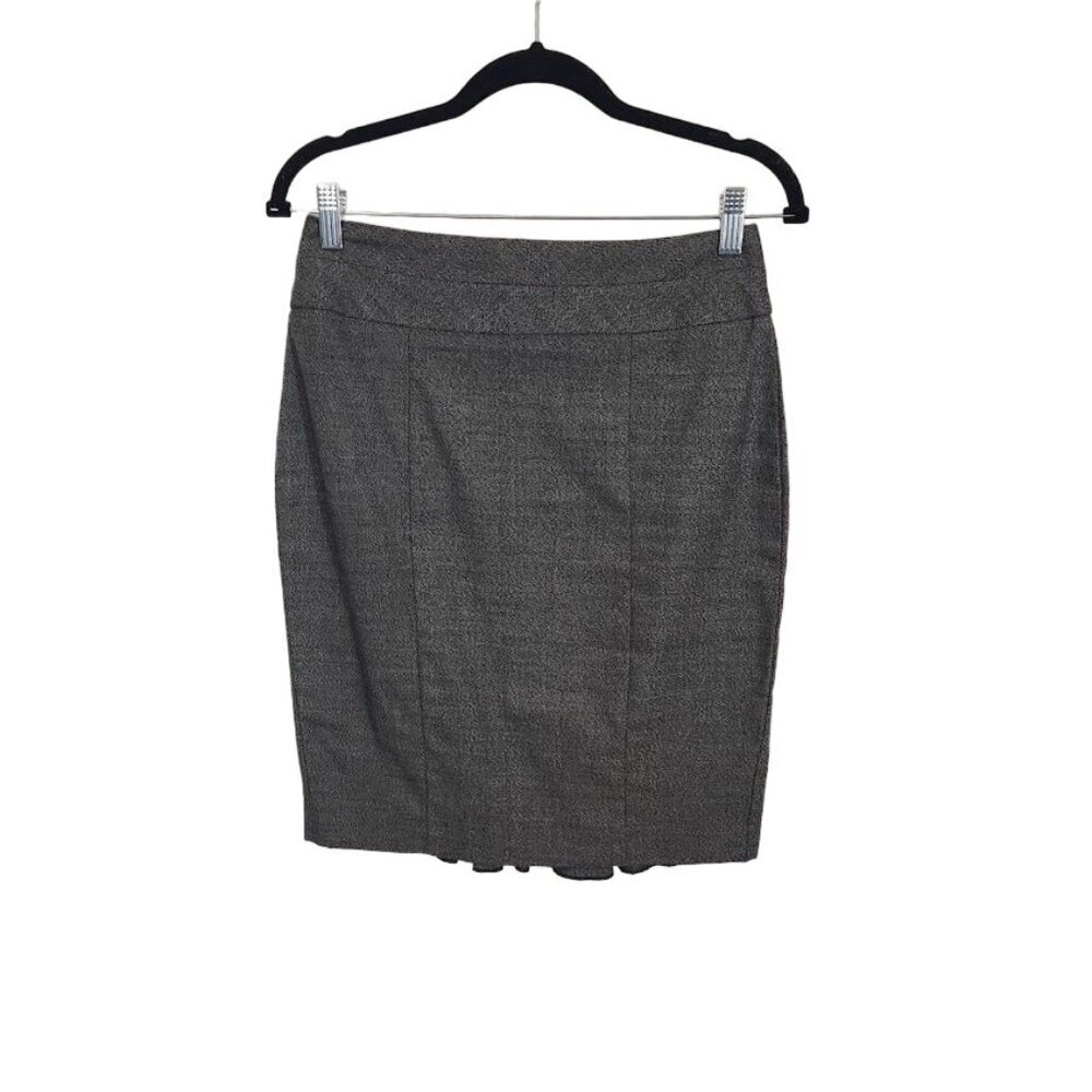 IZ BYER Pencil Skirt with Ruffle back in Gray - Size 5 (Juniors)